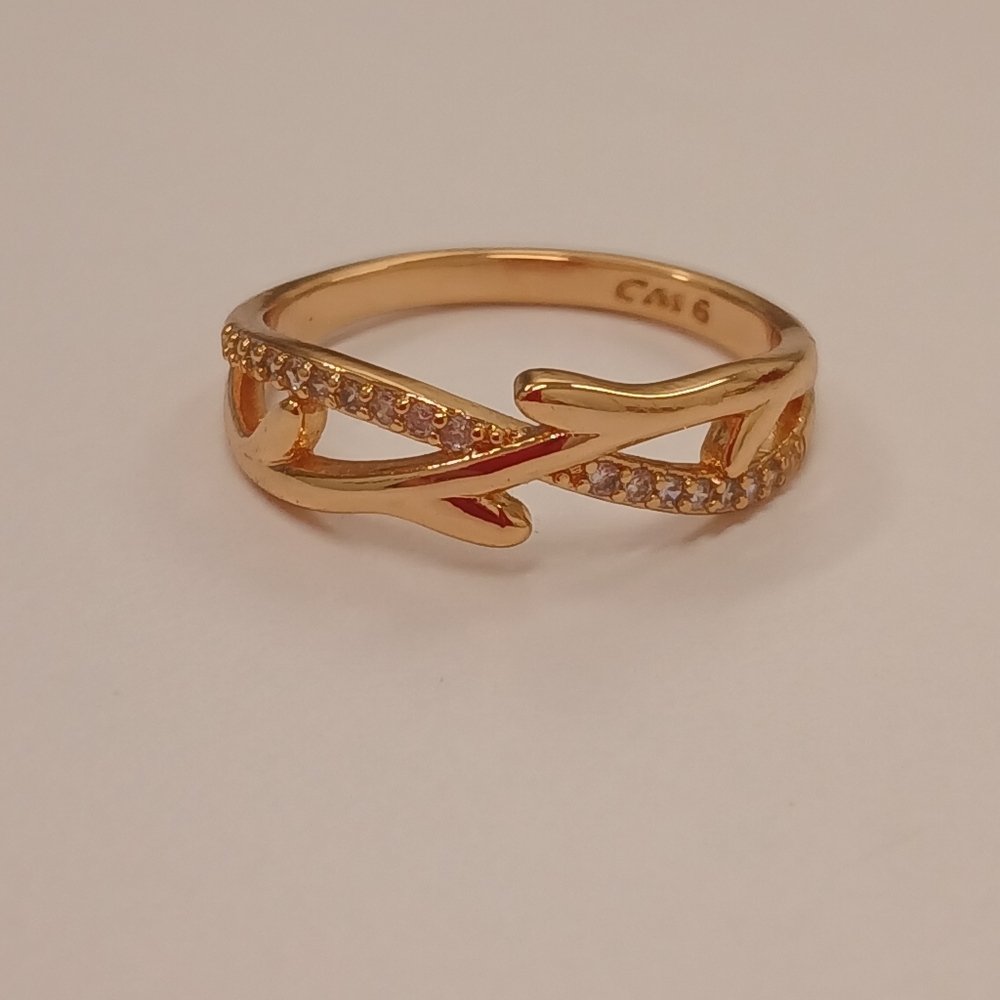 New Pretty Bird 18k Goldplated Forest Twisted Ring with Sparkling Accents